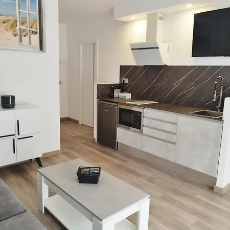 Centrico Con Piscina Neptuno Apartman *